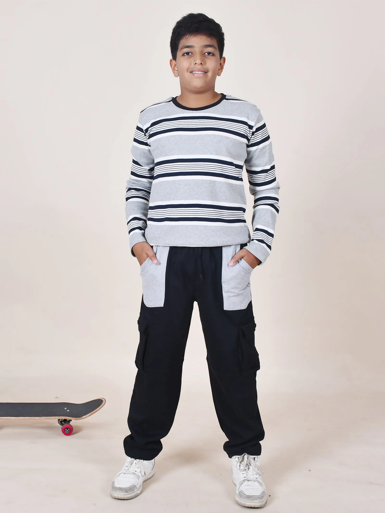 Boys Fleece Pocket Detailed Cargo Track Pants