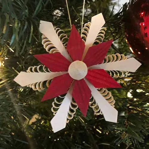 Ornament - 6 Point Natural and Red 9 cm / 3.5 inch