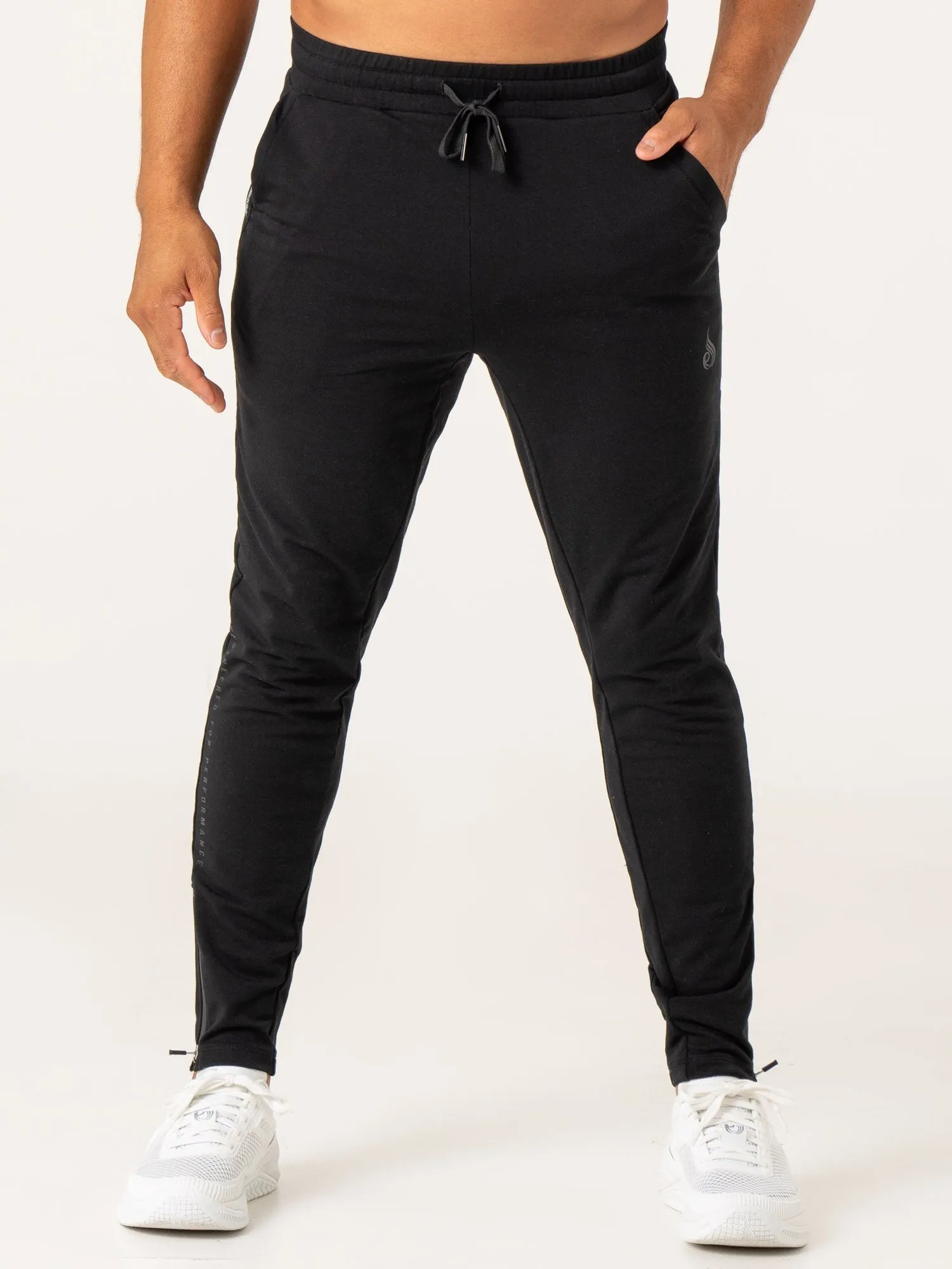 Pursuit Gym Track Pants - Black