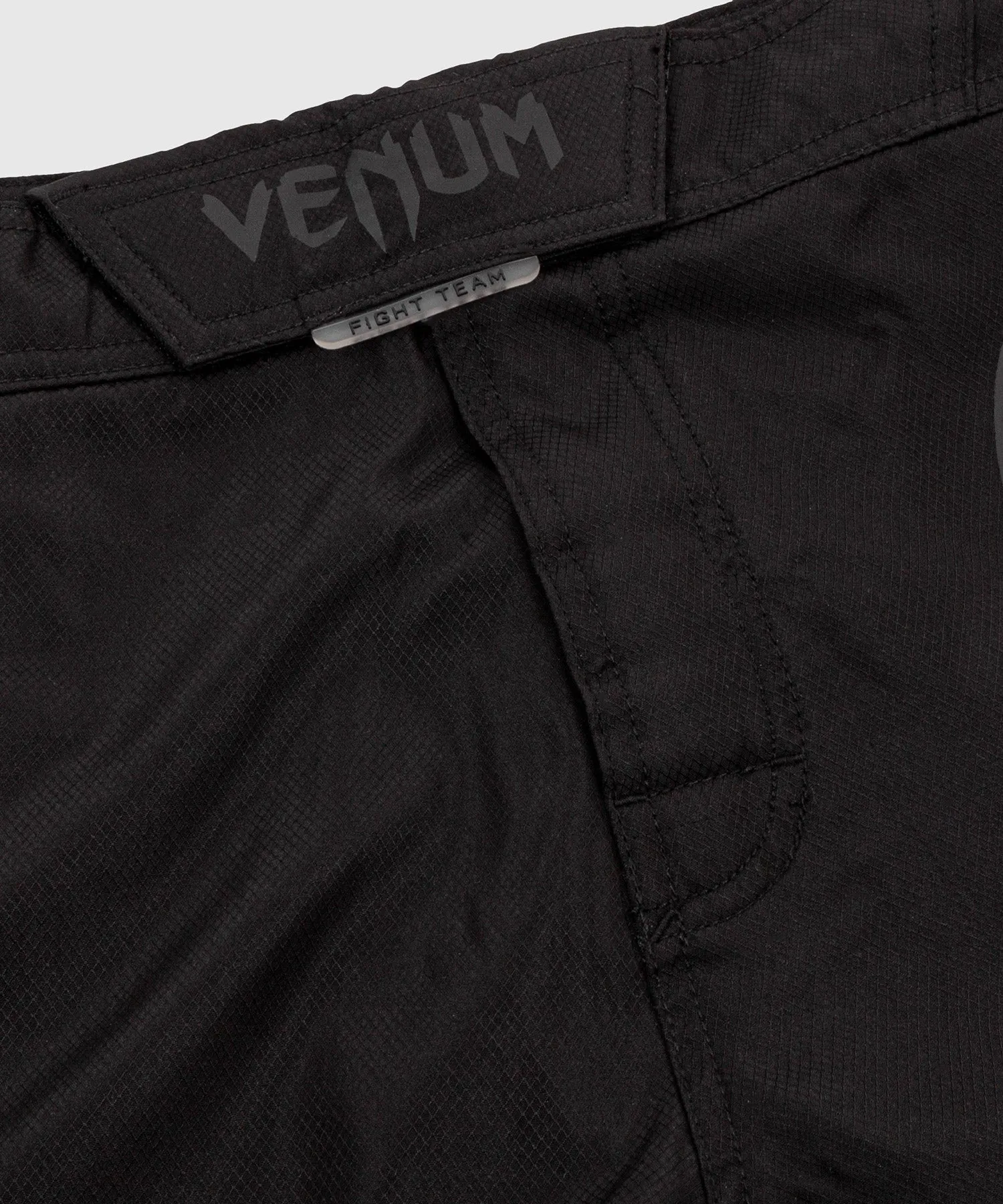 Venum Light 3.0 Fightshorts - Black/Black